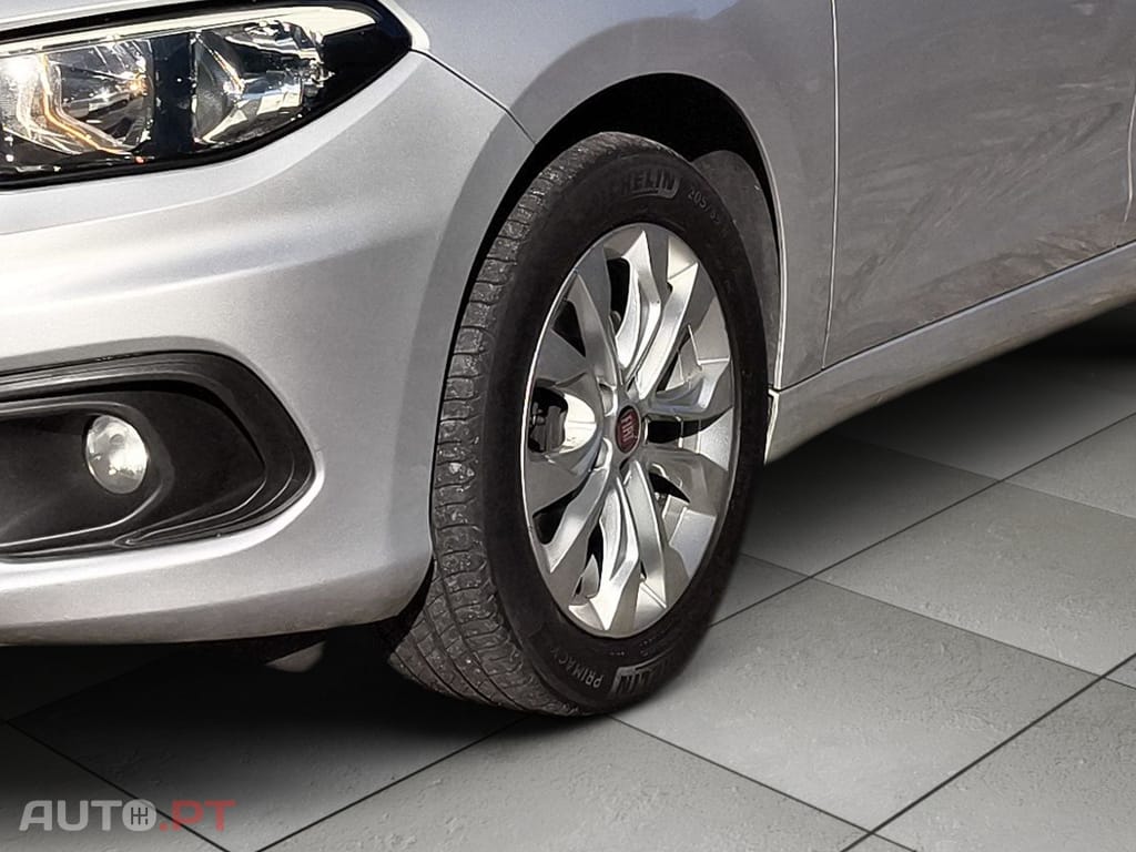 Fiat Tipo 1.3 M-Jet Easy