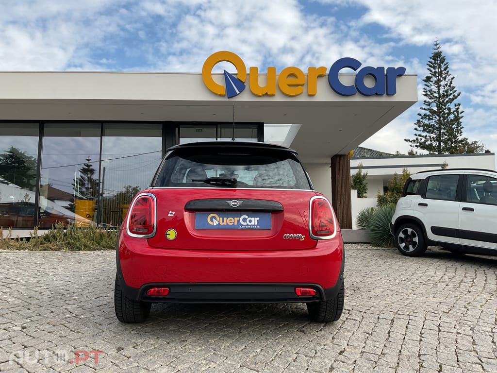 MINI Cooper Cooper SE
