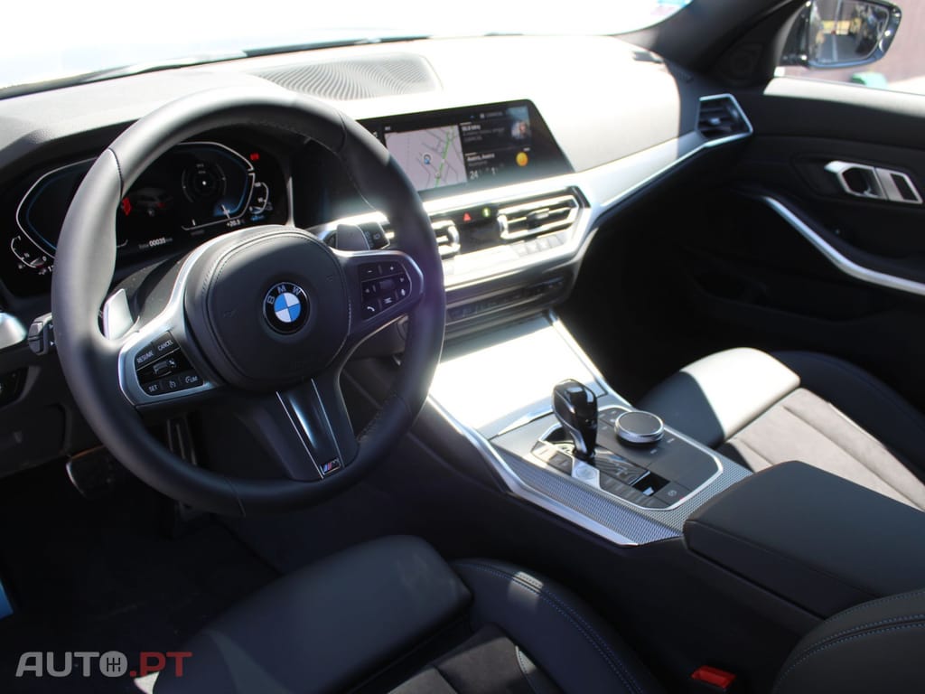 BMW 320 Touring M Sport • Pack M Auto • IVA Dedutível