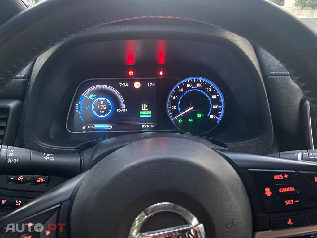 Nissan Leaf N-connecta