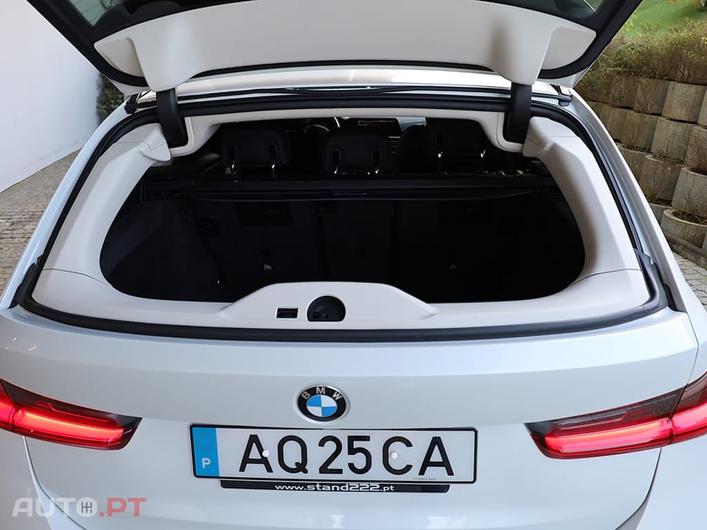 BMW 318 Touring Line Sport Auto