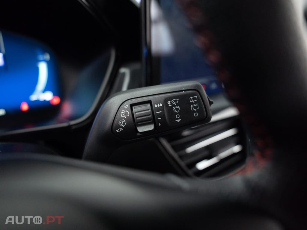 Ford Focus 1.0 EcoBoost MHEV ST-Line X