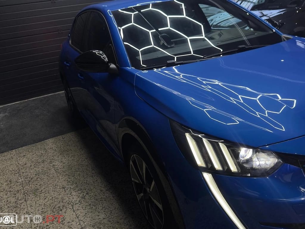 Peugeot E-208 GT Pack