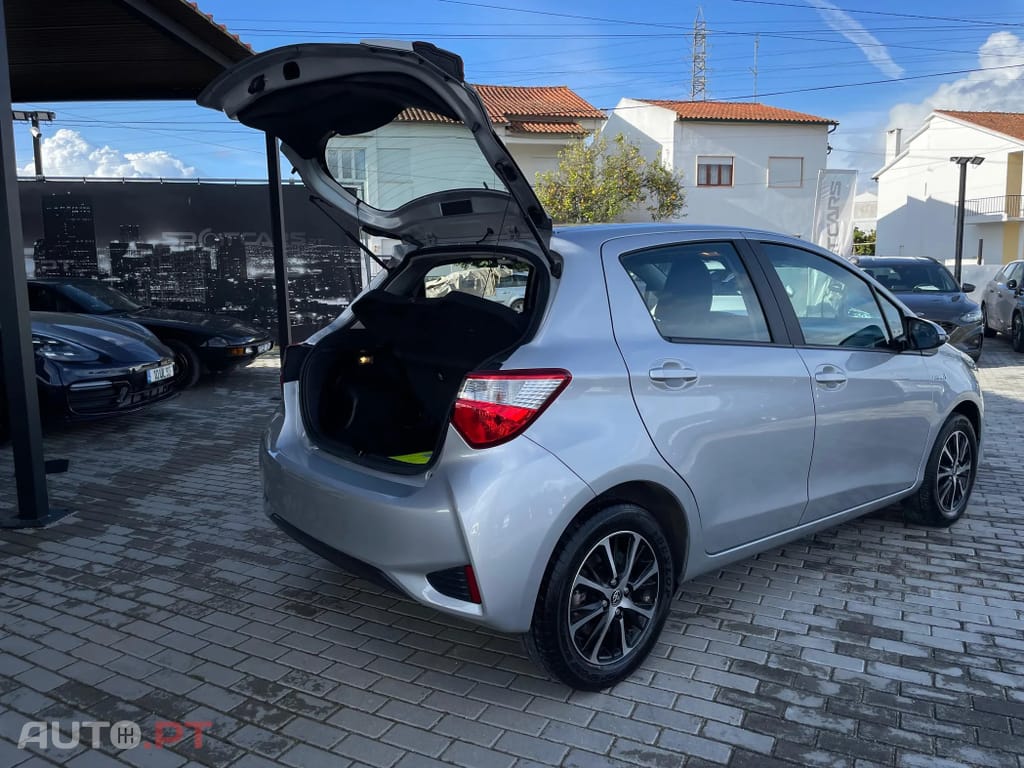 Toyota Yaris 1.5 HSD Comfort+P.Style
