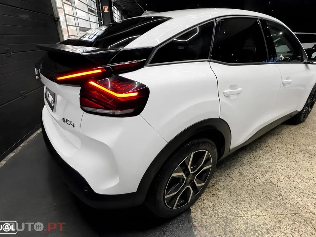 Citroen e-C4 50 kWh Shine Pack