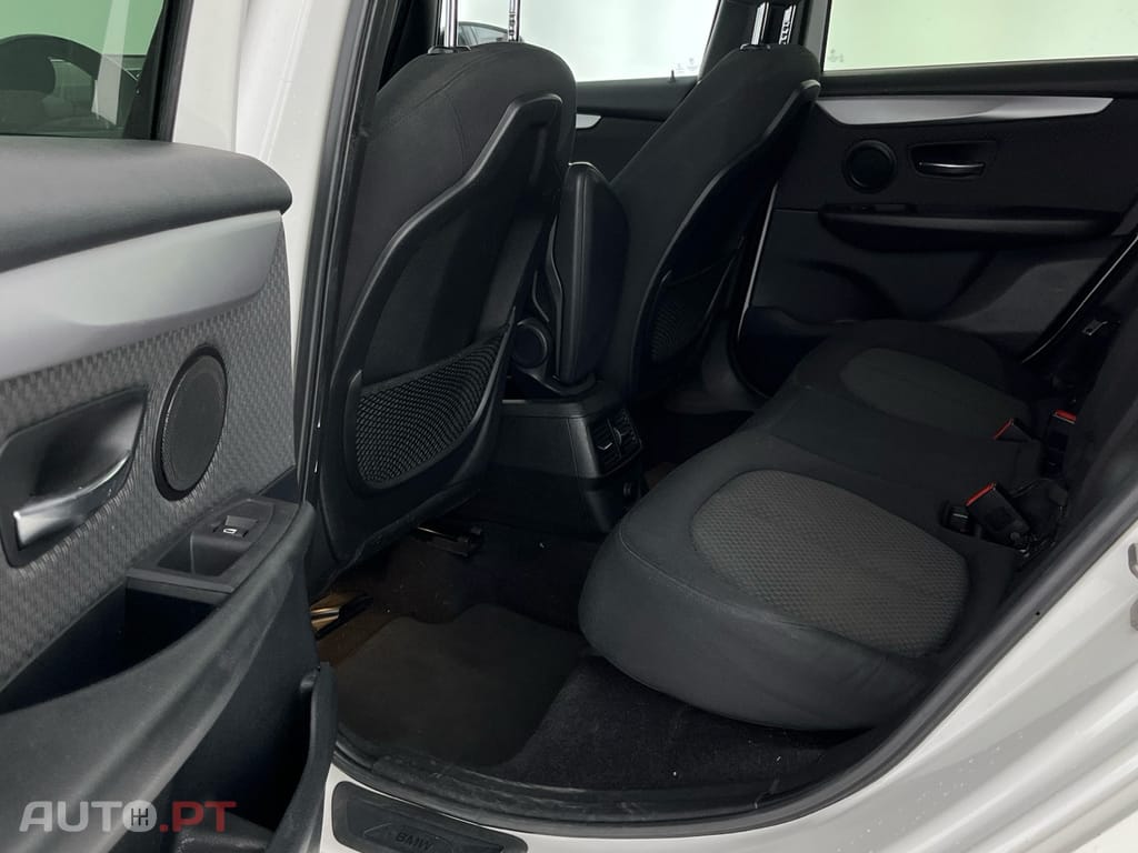 BMW 216 d Advantage