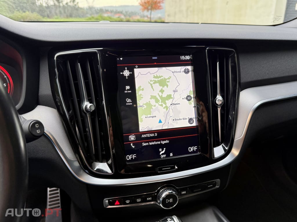 Volvo V60 2.0 D4 R-Design Geartronic