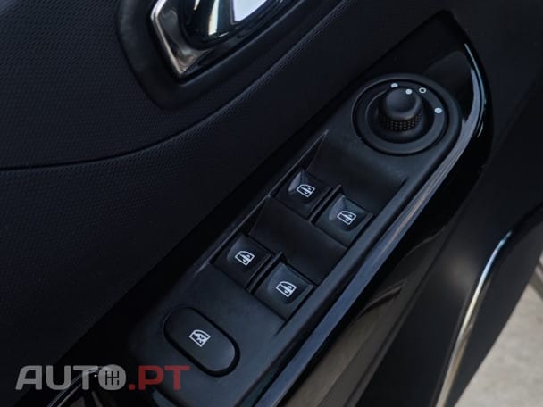 Renault Captur 0.9 TCE Exclusive