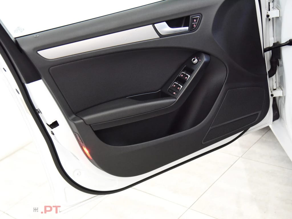 Audi A4 Avant 2.0 TDi Multitronic Business Line