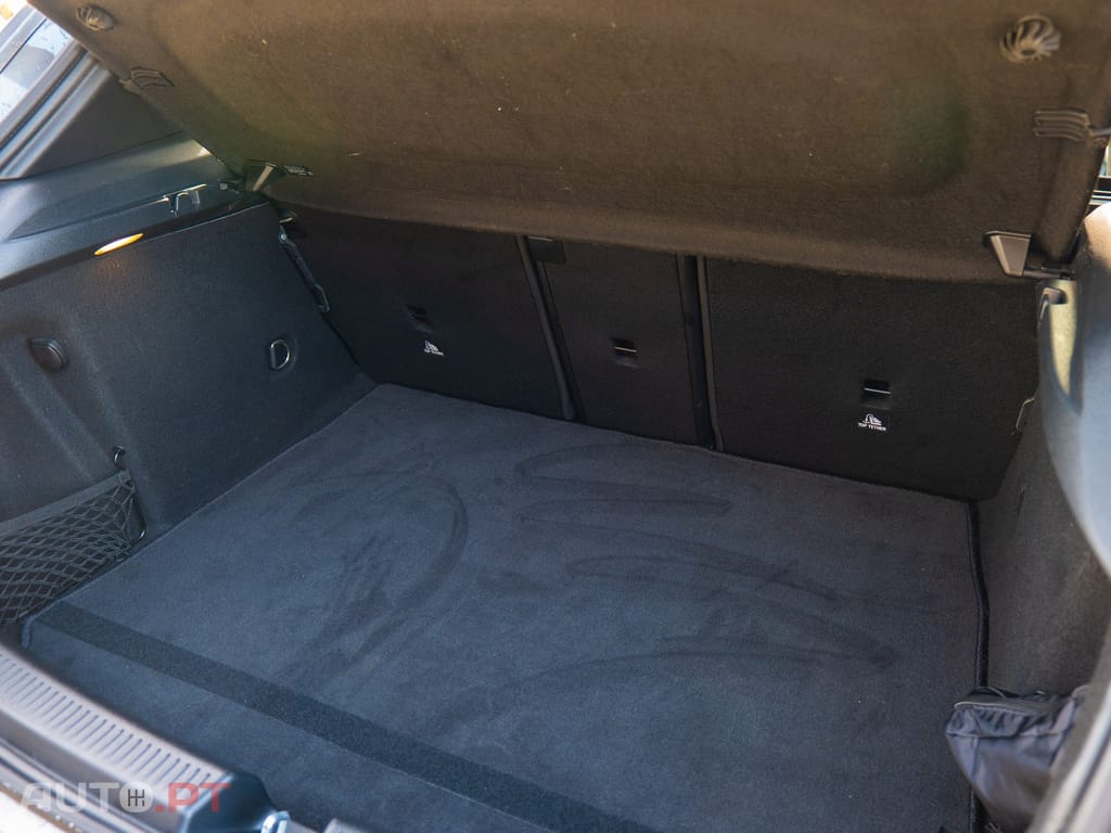 Mercedes-Benz A 35 AMG 4Matic Speedshift DCT 7G