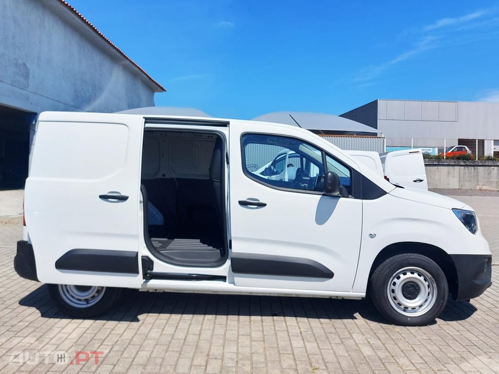 Opel Combo 1.5 CDTI L1H1Enjoy  - IVA Dedutível - Cx. 6 veloc.