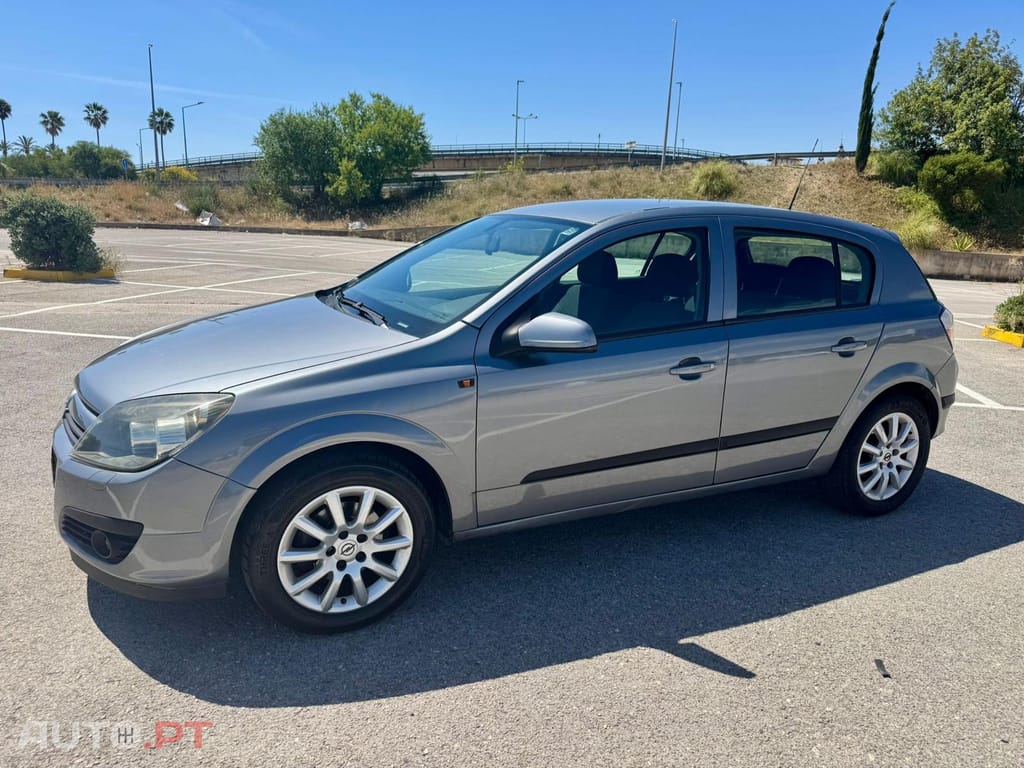Opel Astra Elegance