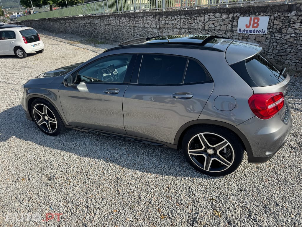 Mercedes-Benz GLA 220 CDi AMG Line