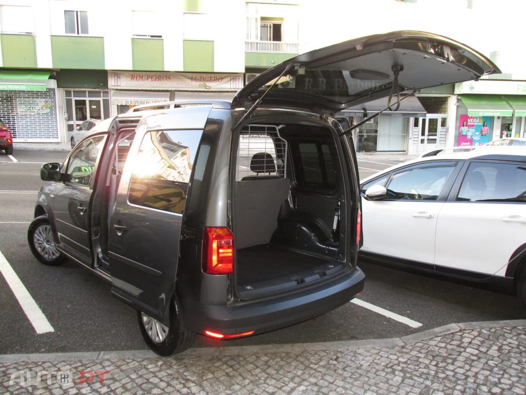 Volkswagen Caddy KingCab 2.0 TDI Business DSG