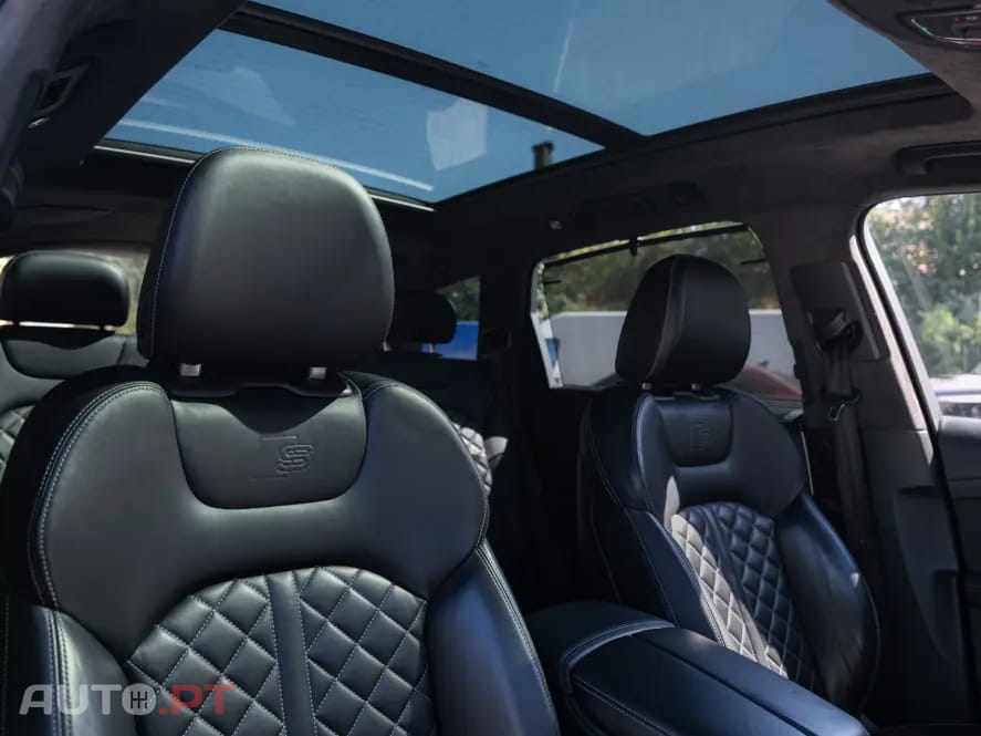 Audi SQ7 4.0 TDI V8 quattro Tiptronic 7L