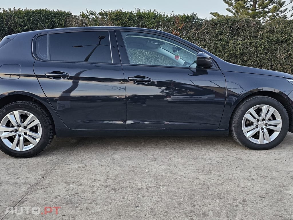Peugeot 308 1.5 BlueHDi Active