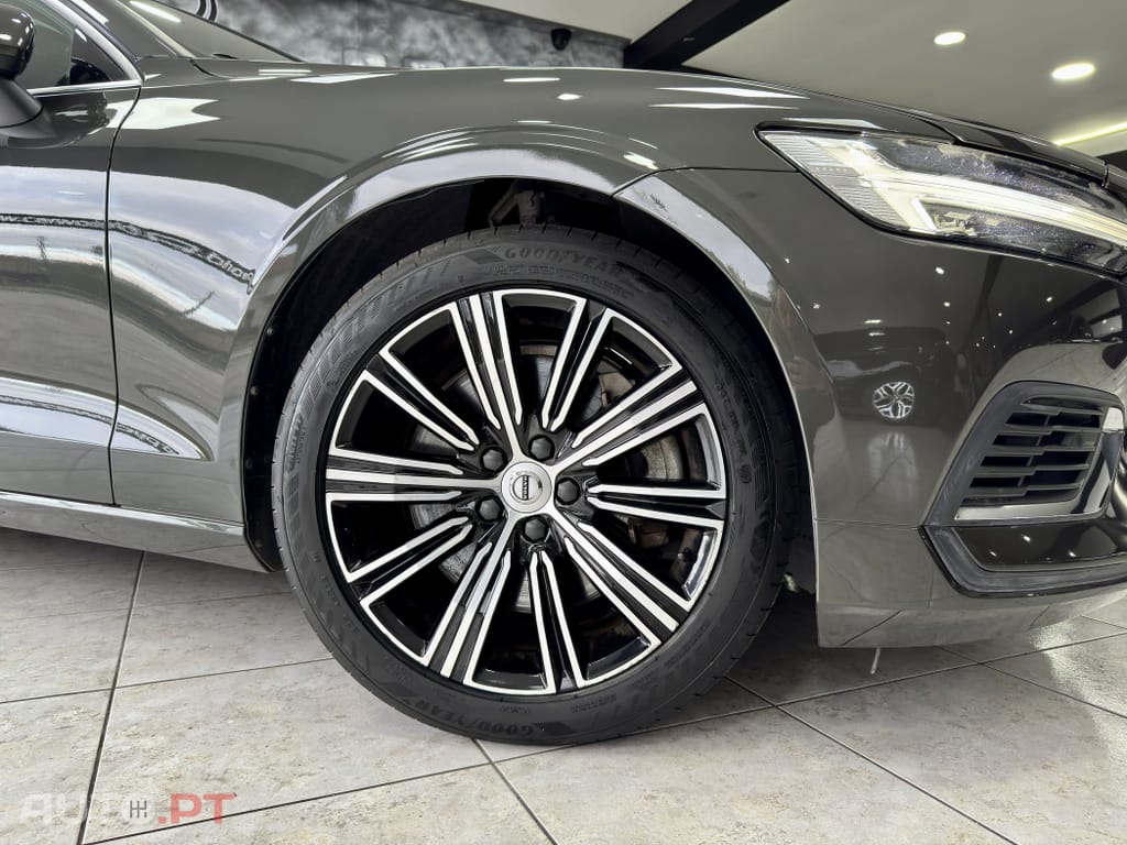 Volvo V60 2.0 T6 AWD TE Inscription Expression