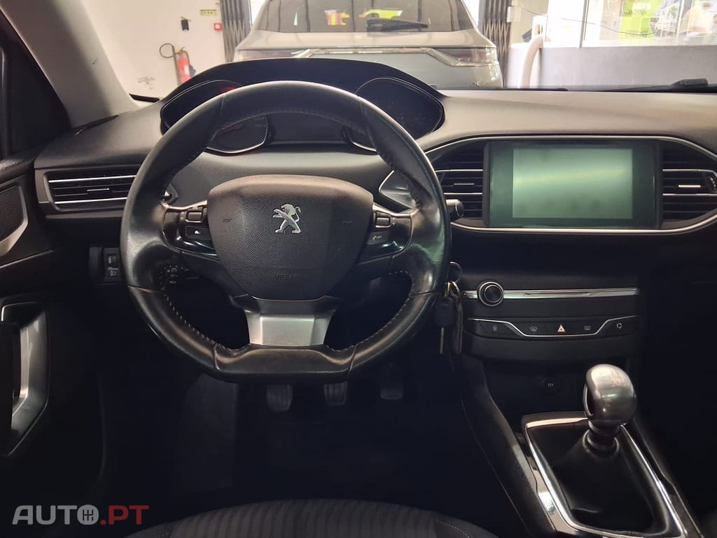 Peugeot 308 SW 1.6 HDi e-HDi Allure J17 CVM6
