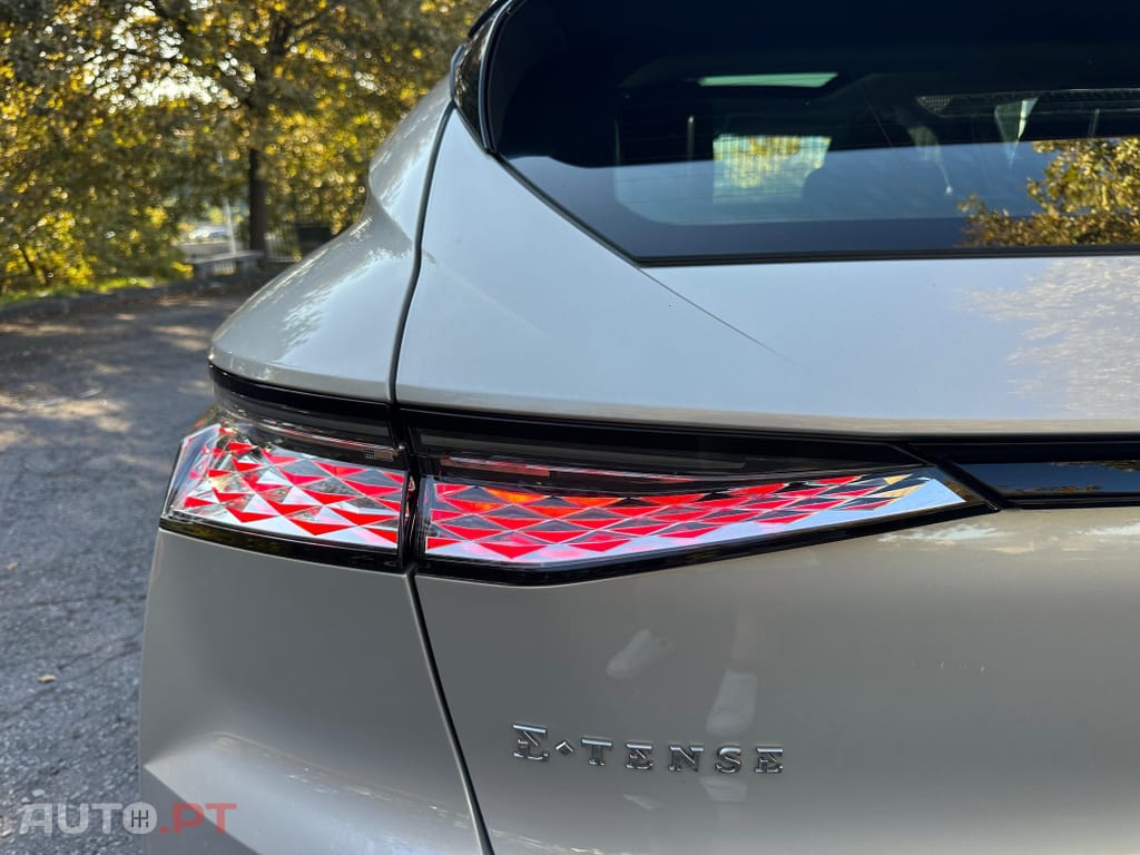 DS DS4 E-Tense Performance Line EAT8