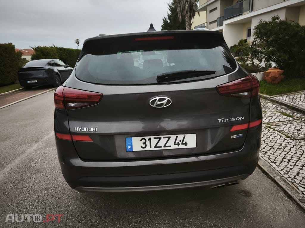 Hyundai Tucson 1.6 CRDI Prime  + Pele