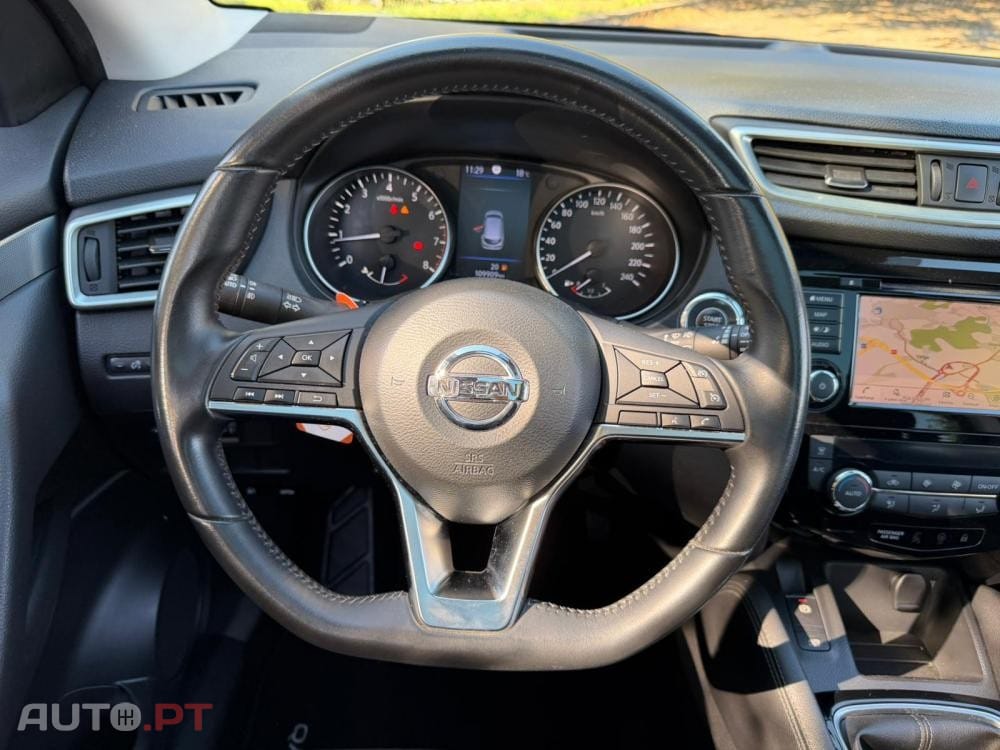 Nissan Qashqai 1.3 DIG-T MHEV Premiere Edition