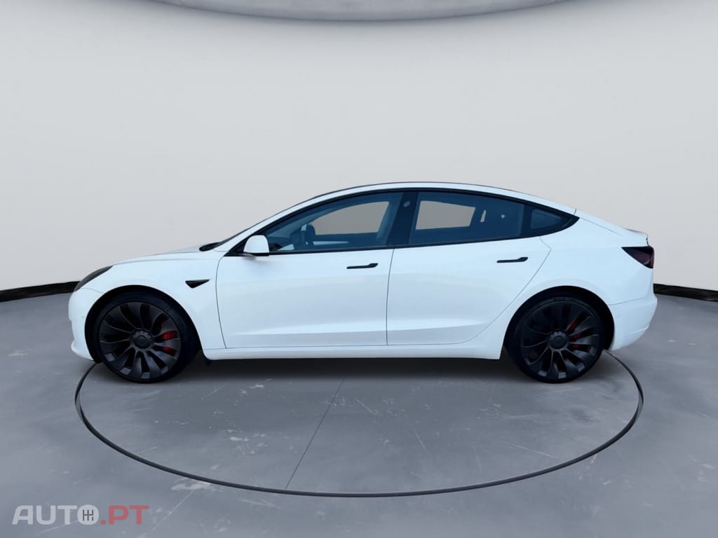 Tesla Model 3 Performance Dual Motor AWD — fotografia 4