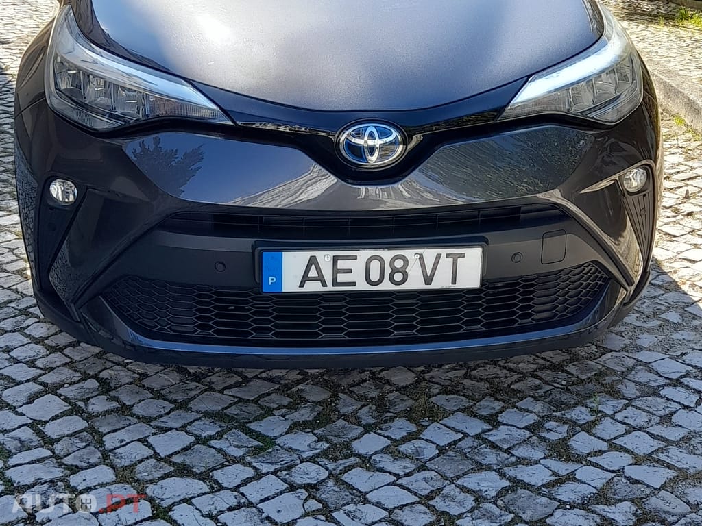 Toyota C-HR 1.8 Hybrid Square Collection