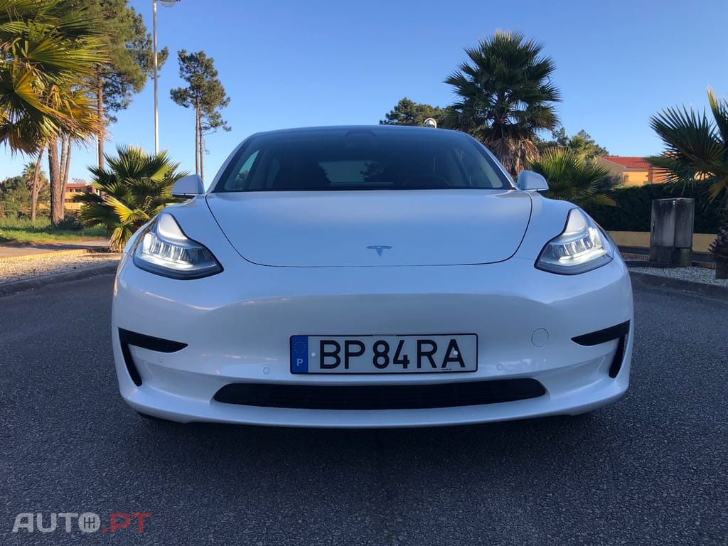 Tesla Model 3 Standard Range Plus RWD
