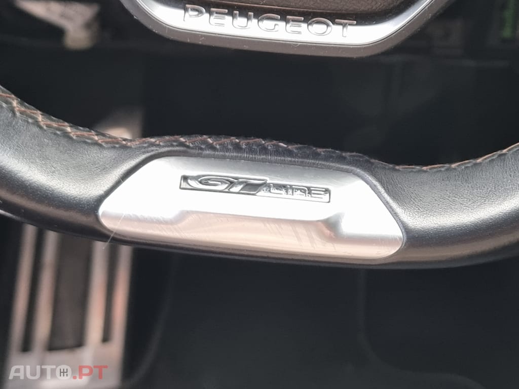 Peugeot 3008 1.6 PureTech GT EAT8