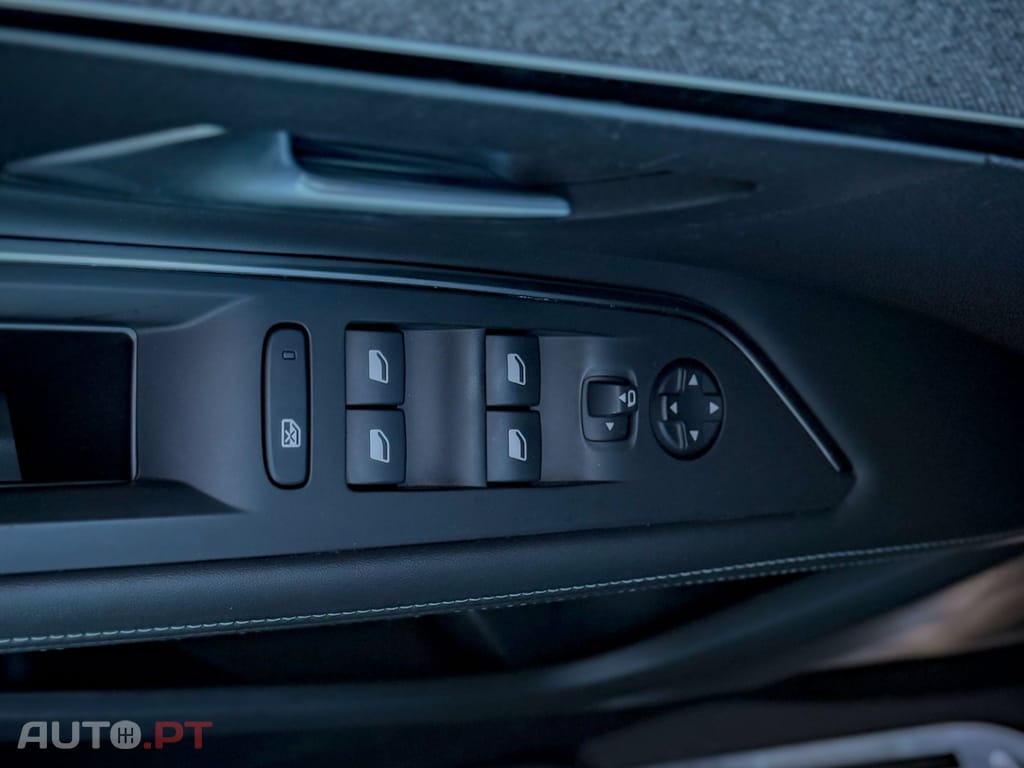 Peugeot 3008 1.2 PureTech Allure
