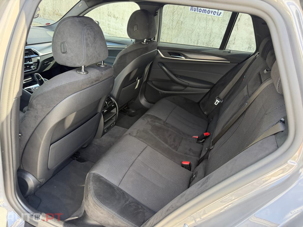 BMW 530 e Pack Desportivo M