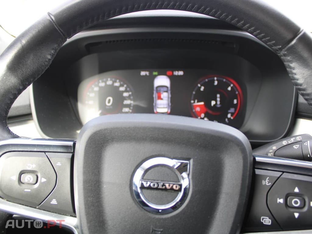 Volvo XC40 2.0 D3 Momentum Geartronic