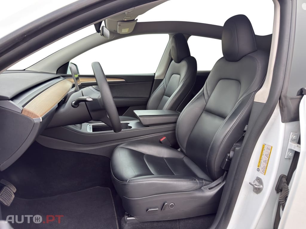 Tesla Model Y Long Range Dual Motor AWD