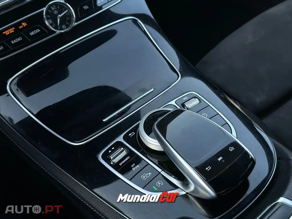 Mercedes-Benz E 220 d AMG Line