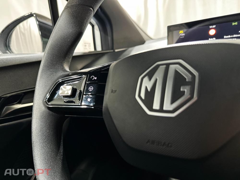 MG MG4 51 kWh Standard