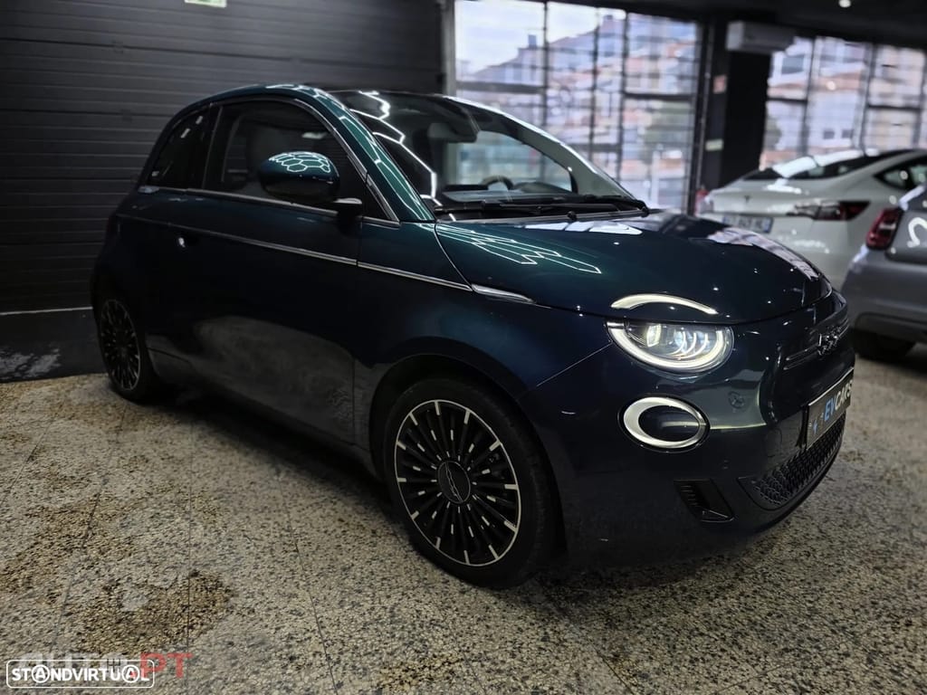 Fiat 500e La Prima