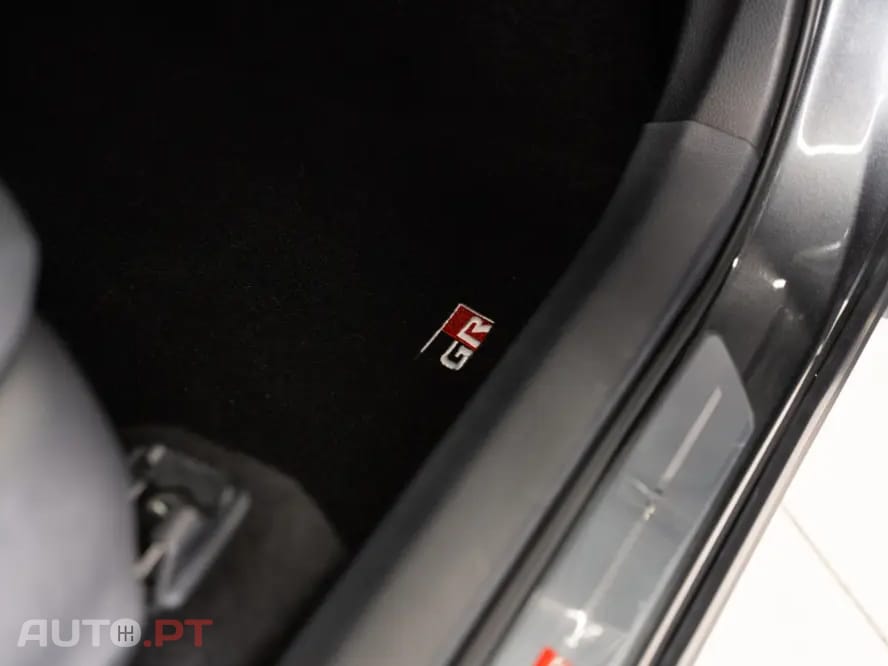 Toyota C-HR Toyota C-HR 2.0 HDF Plug-in GR Sport