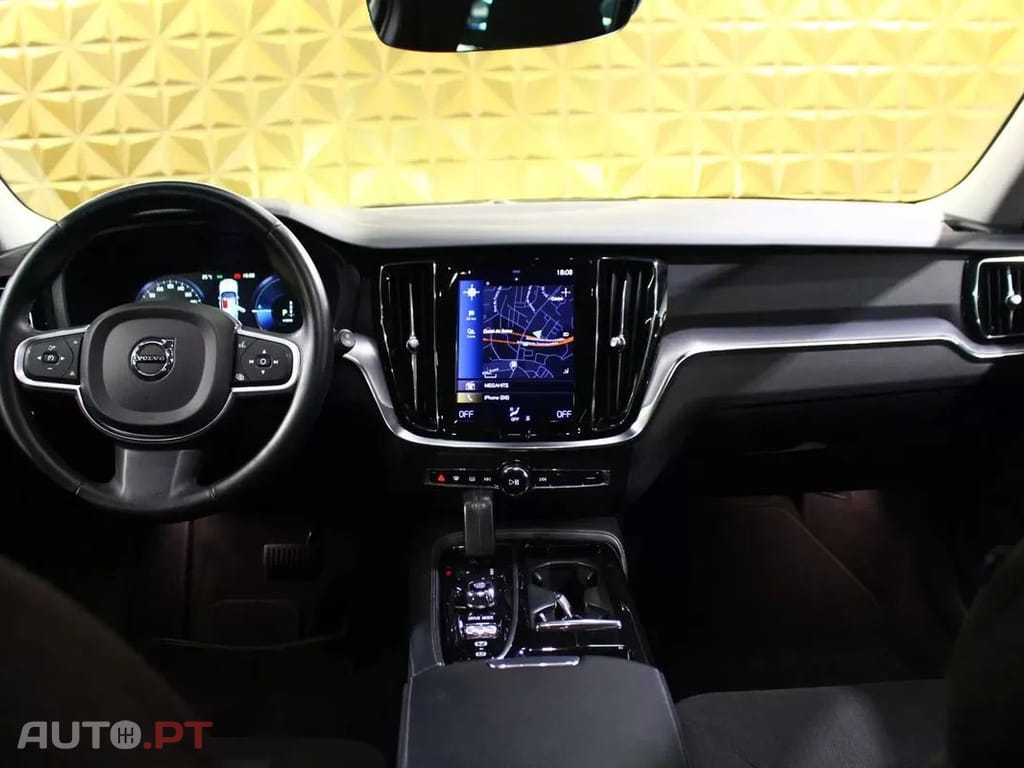 Volvo V60 2.0 T6 AWD TE Inscription — fotografia 15