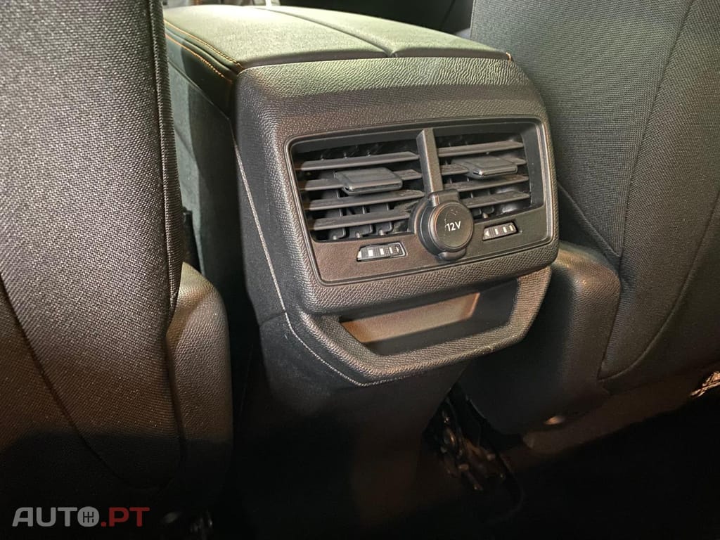 Peugeot 3008 1.5 BlueHDi Active