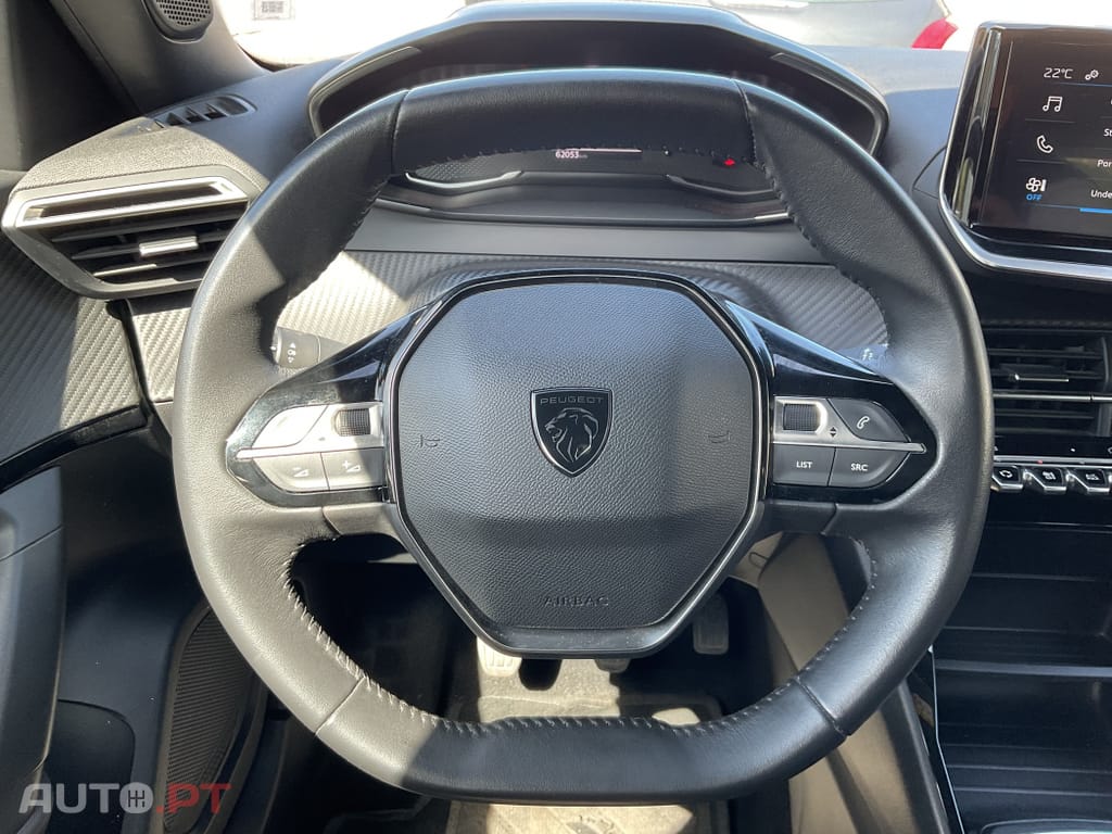 Peugeot 2008 1.2 PureTech Active Pack