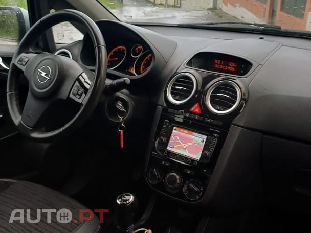 Opel Corsa 1.2 Enjoy FlexFuel