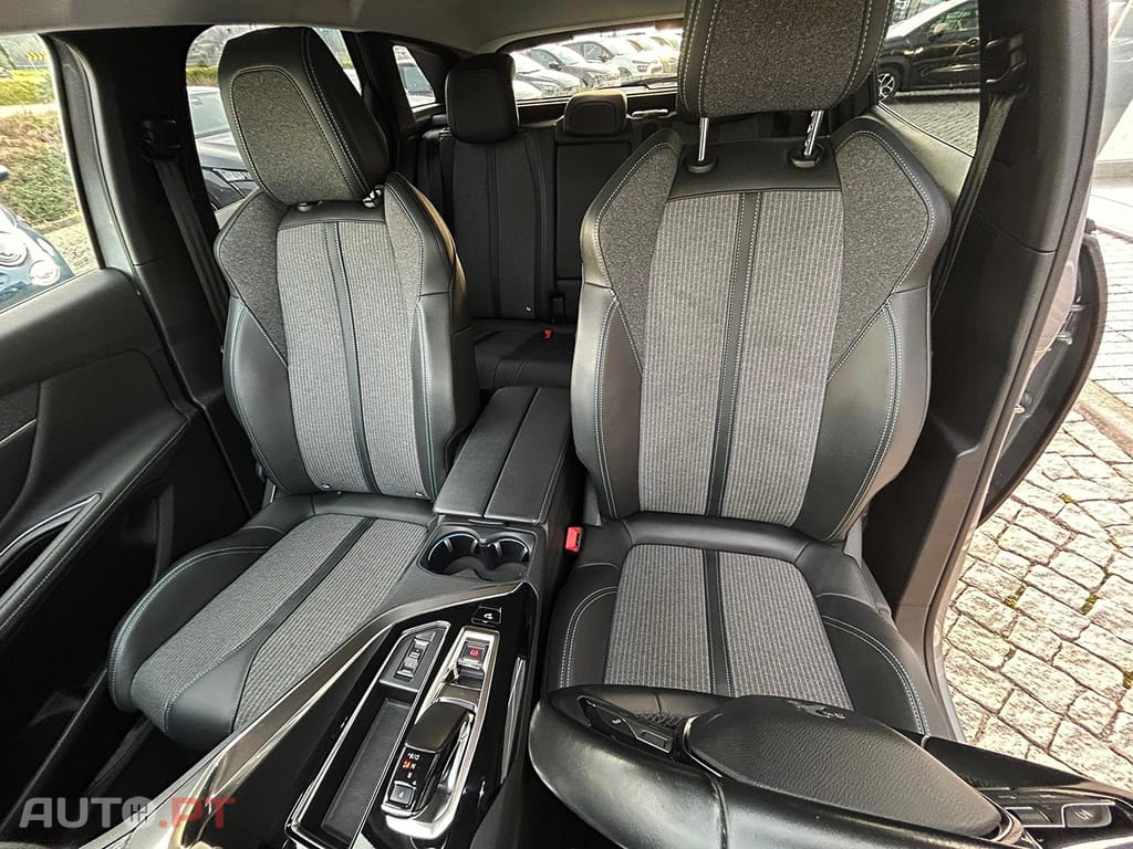 Peugeot 3008 1.6 Hybrid4 Allure Pack e-EAT8