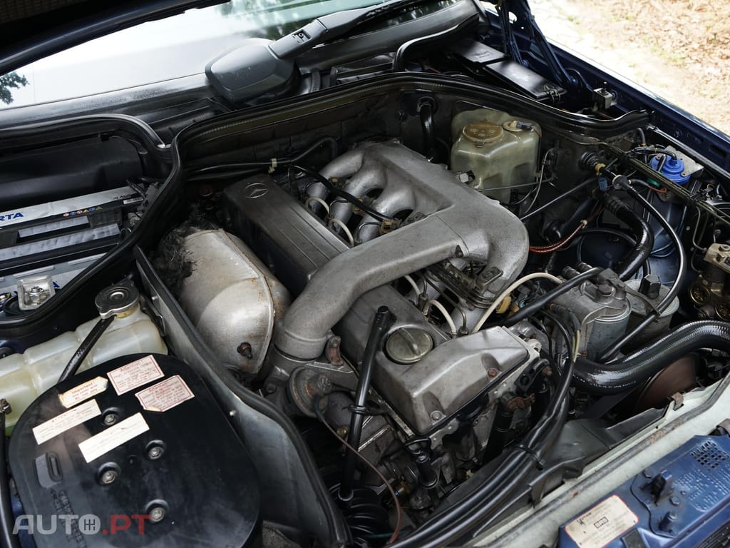 Mercedes-Benz 300 D 4 MATIC W124