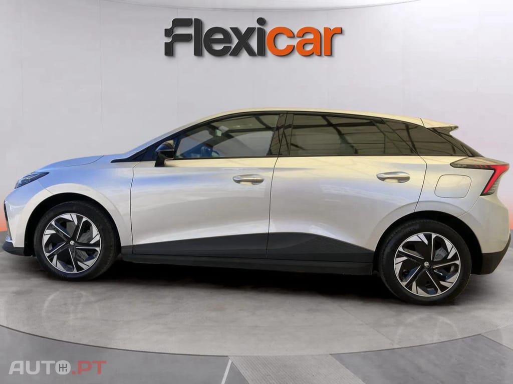 MG MG4 51 kWh Standard