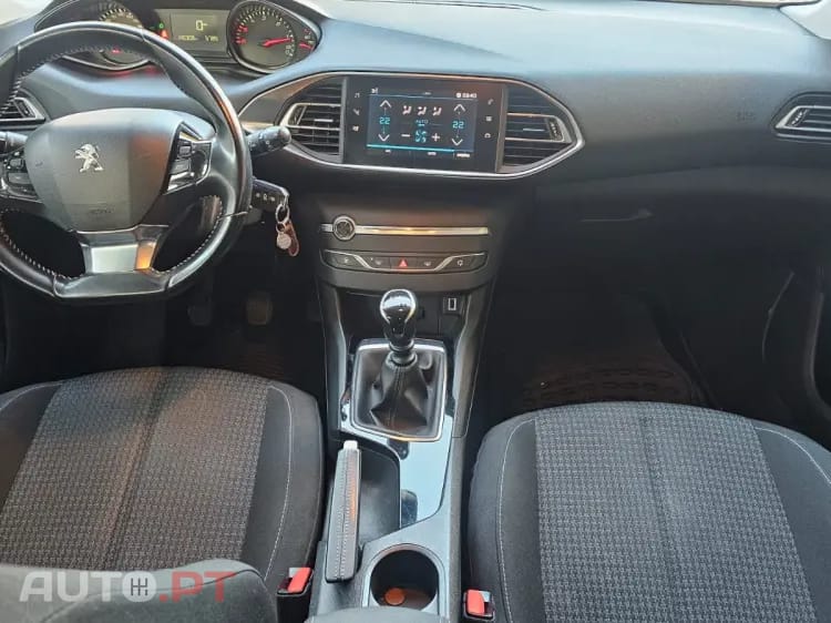 Peugeot 308 1.5 BlueHDi Style