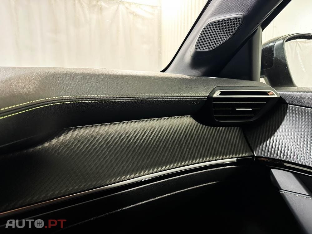 Peugeot E-208 50 kWh GT Pack
