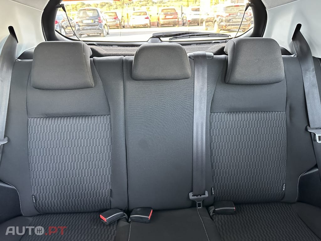 Peugeot 208 1.6 BlueHDi Style