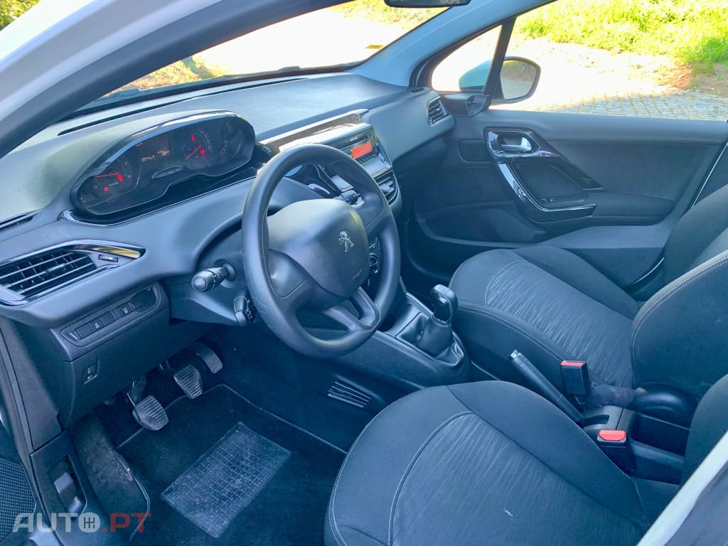 Peugeot 208 1.4 HDI VAN