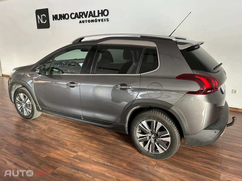 Peugeot 2008 1.2 PureTech Allure
