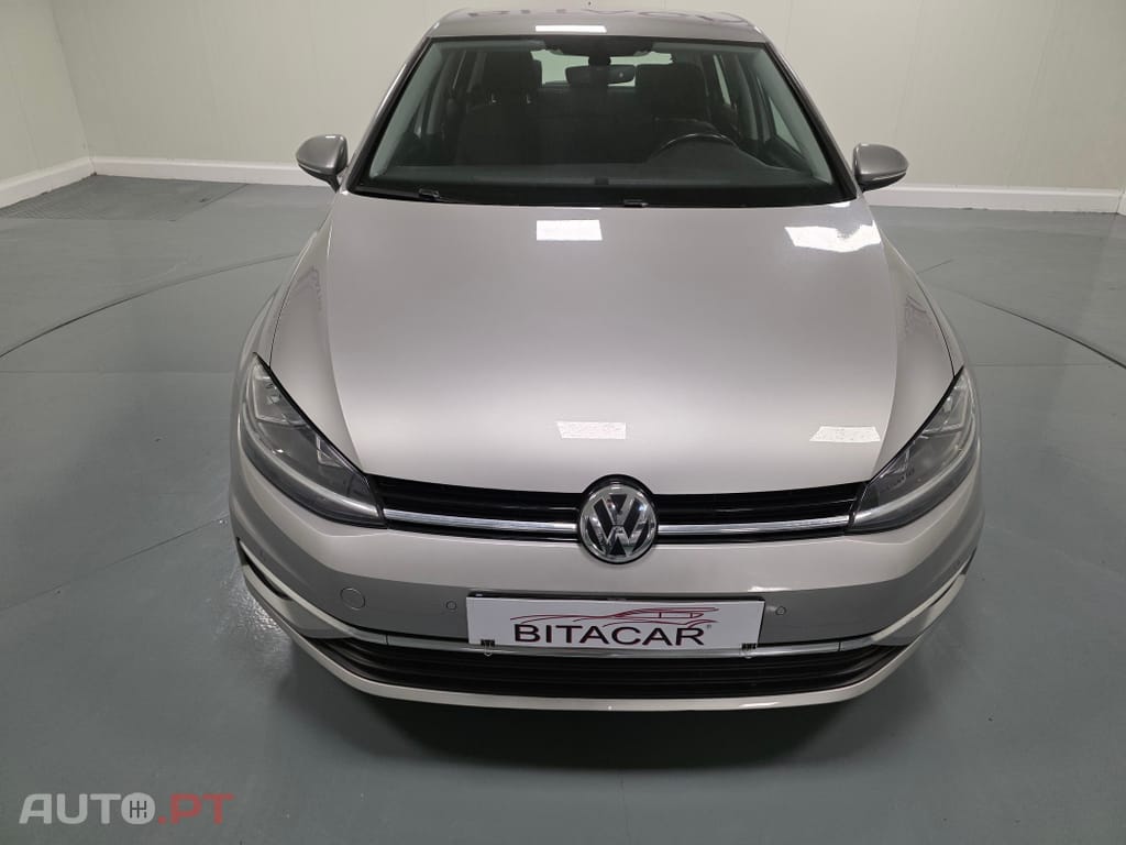 Volkswagen Golf 1.6 TDI Confortline